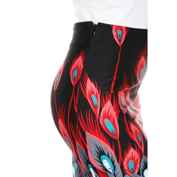 NEW WHITE MARK feather print pencil skirt in red peacock - Picture 4 of 4